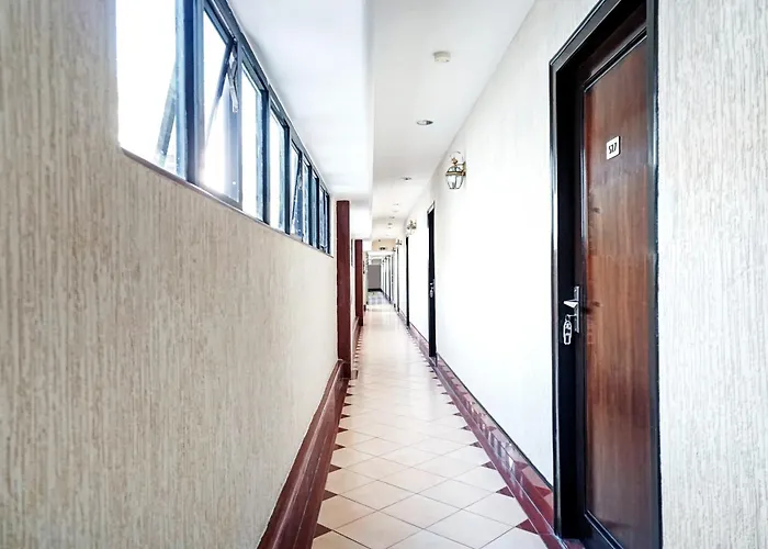 Townhouse Oak Gharonda Residency Near Sant Tukaram Nagar Metro Station Hotel Pune