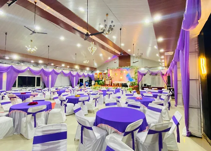 Hotel Devdar Resort