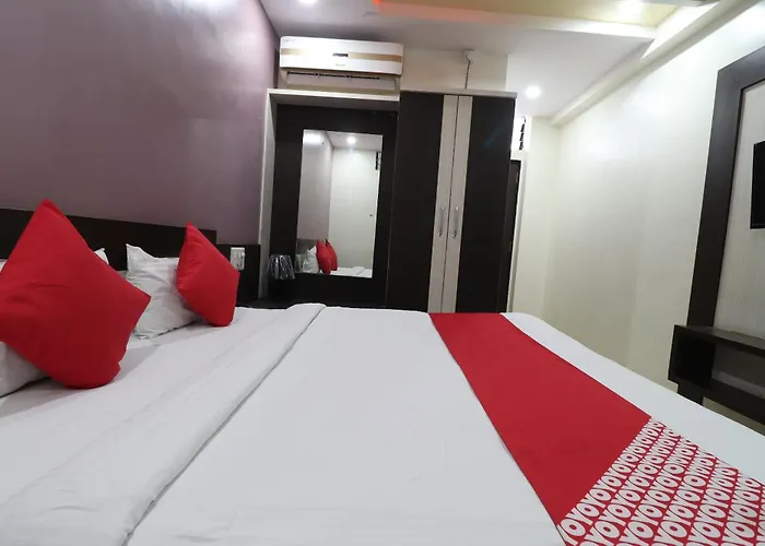 Hotel O Shri Sai Niwara Lodge