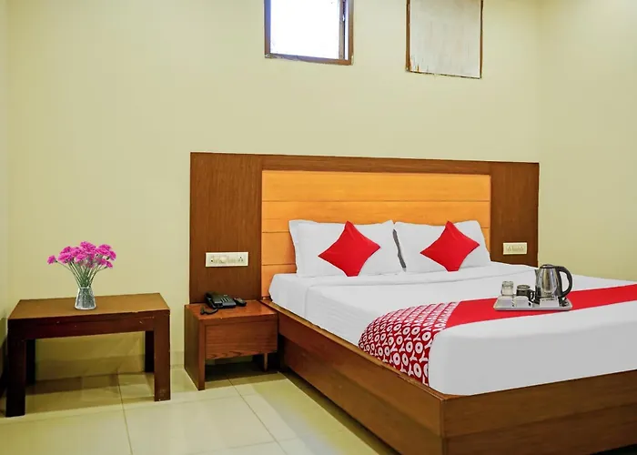 Hotel O Swapna