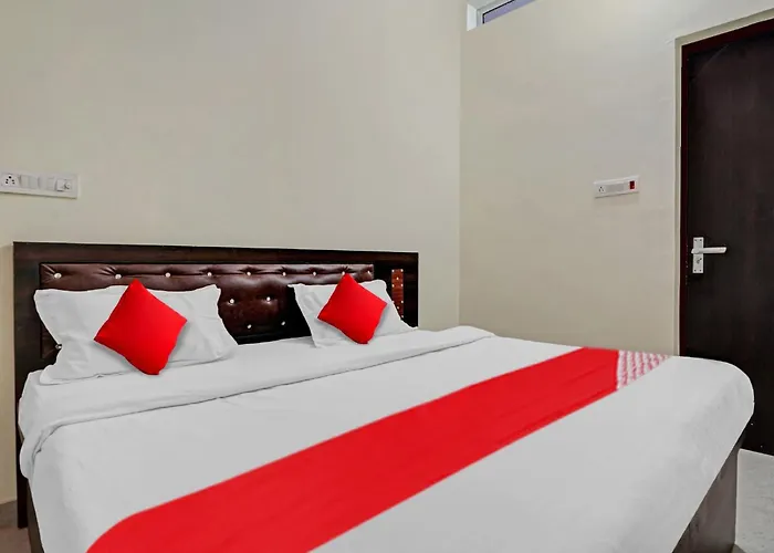 Spot On Hotel Raj