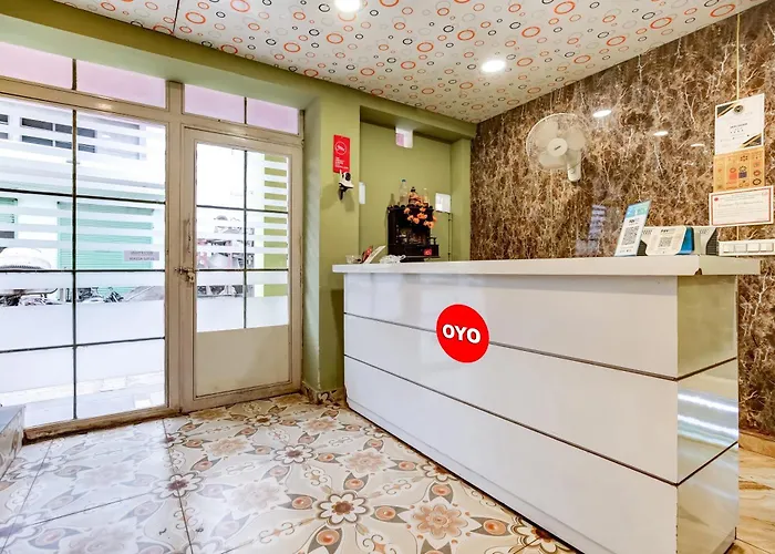 Hotel O Colour