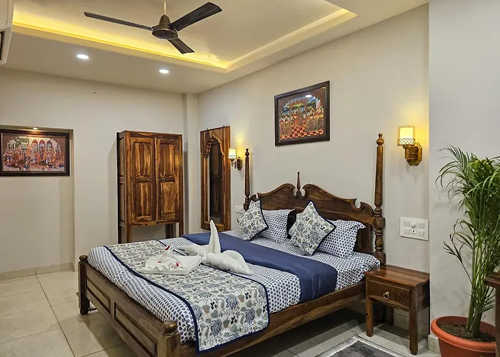 Rivelle Boutique Stays 10 Mins From Jaipur Railway Station