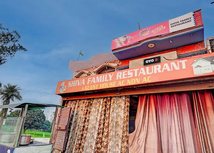 Spot On Shiva Family Restaurant Guest House