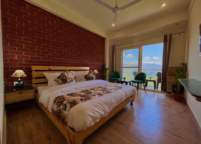 Himalayan Crescent 2 Bedroom Luxury Independent Villas Manali