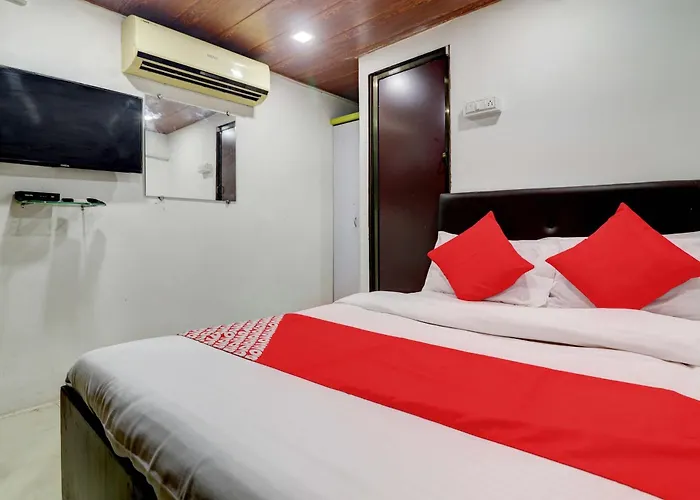 Hotel O Memsaab Family Residency
