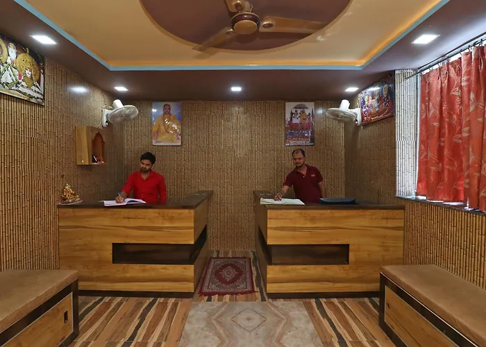 Spot On 38000 Vaidehi Bhawan