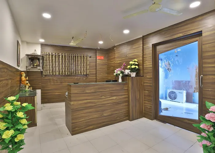 Hotel O Rajvi