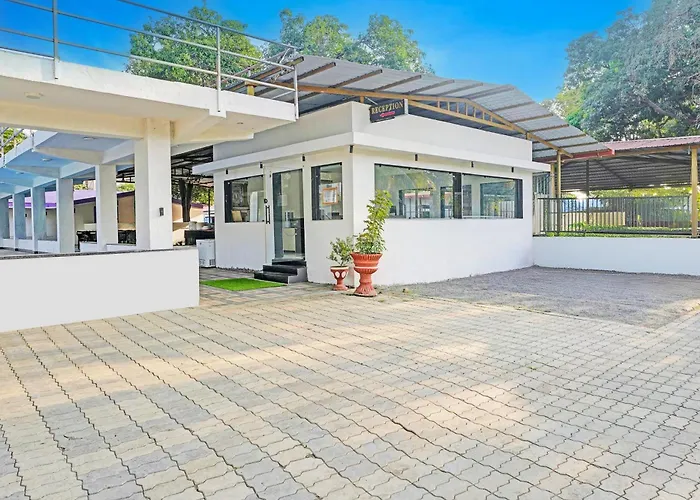 Hotel O Summer House Daman