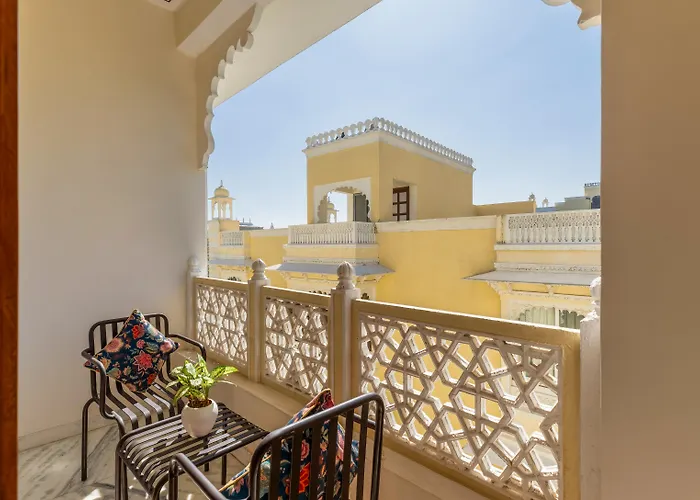 The Everest Hill Resort Suites With Jacuzzi Spa - Resort In Kumbhalgarh