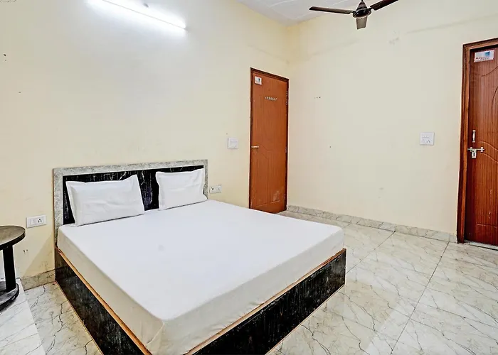 Hotel O Bhavya Guest House