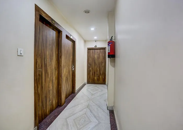 Spot On Sai P Guest House