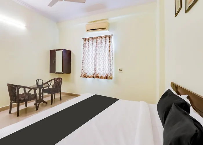Hotel O Ss Elite