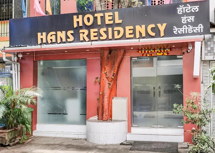 Fabhotel Hans Residency