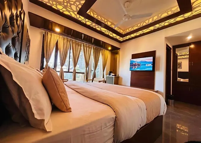 Woods Villa Cottages Manali - 1,2,3,4 Cottages & Villas Available In Manali With Scenic Mountain View