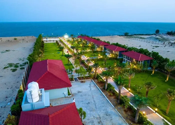 Dusk And Dawn Beach Resort