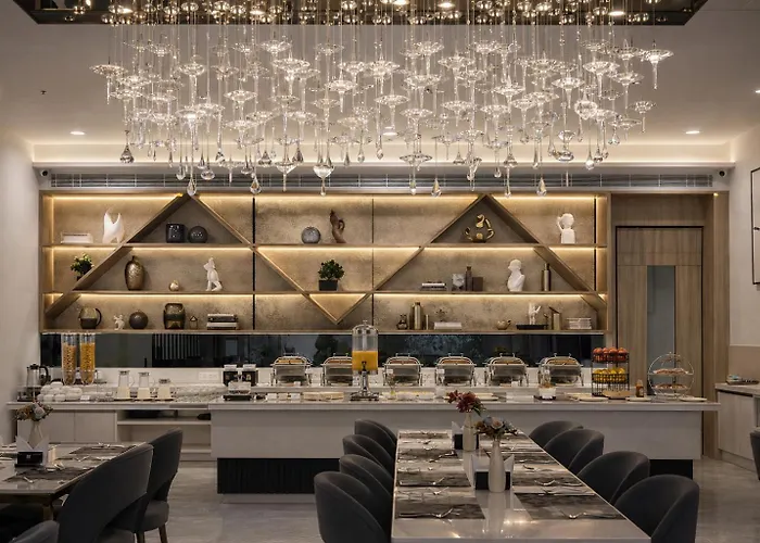 Hotel Elinor By Dazzling