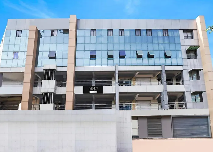 Super Collection O Kalupur Railway Station Formerly Hotel Progressive Inn