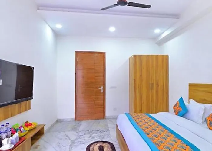 Fabhotel The Param Continental