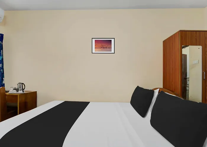 Super Hotel O Chinnamuthu Main Street
