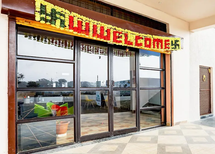Super Hotel O Jk06 Residency, Rooftop & Restaurant