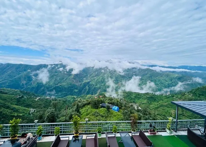 The Kempty Fall Resort, Mussoorie - Lavish & Luxury Stay