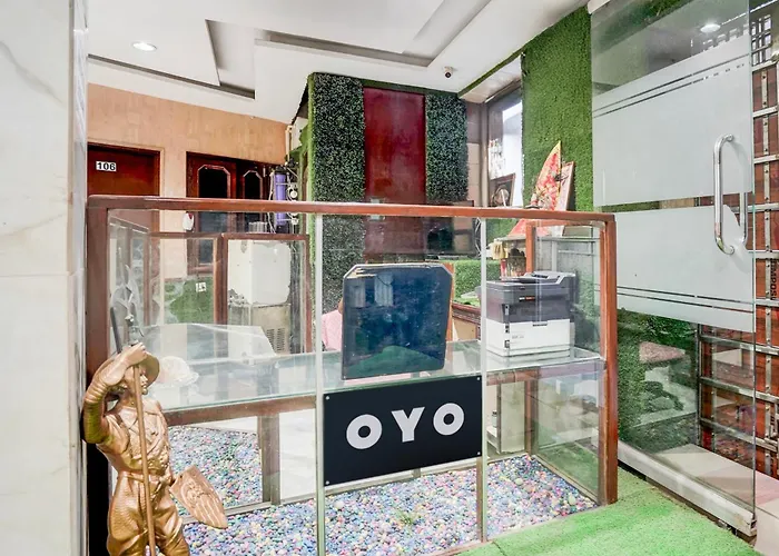 Hotel O A - One Guest House