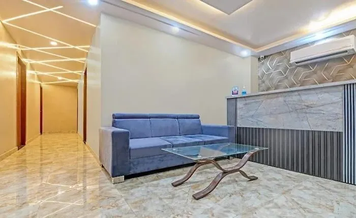 Hotel The R L Palace - "A Luxurious Hotel" 900 Meters From Ram Mandir Ayodhya
