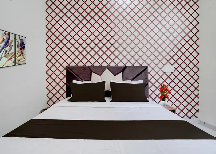 Super Hotel O By Oyo Isbt Mohali Formerly Holiday Spot