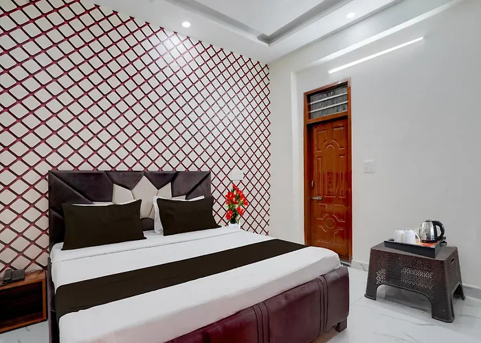 Super Hotel O By Oyo Isbt Mohali Formerly Holiday Spot