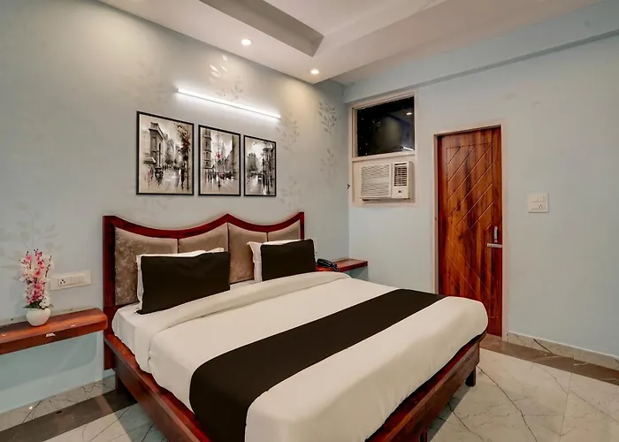 Super Hotel O By Oyo Fountain Chowk Formerly Hari Residency