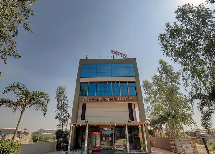 Hotel O The Grand Imperial Restaurant & Hotel Dhuva Railway Station