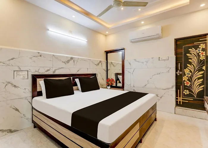 Super Hotel O Eluru Railway Station Formerly Sree Nitya Residency