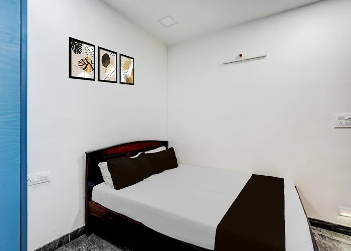 Hotel O Eswar Palace Pattabiram