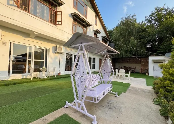 Himalayan View Retreat Kasauli Operated By Evening Sky Hotels