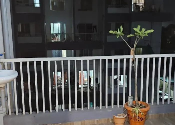 Stay N Slay Apartment