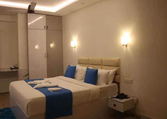Niharika Heights Luxury Hotel