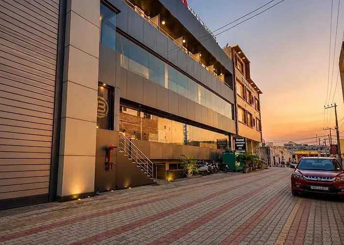 Jb Residency Hotel & Banquets !! Top Rated Family Hotel In Chandigarh Tricity