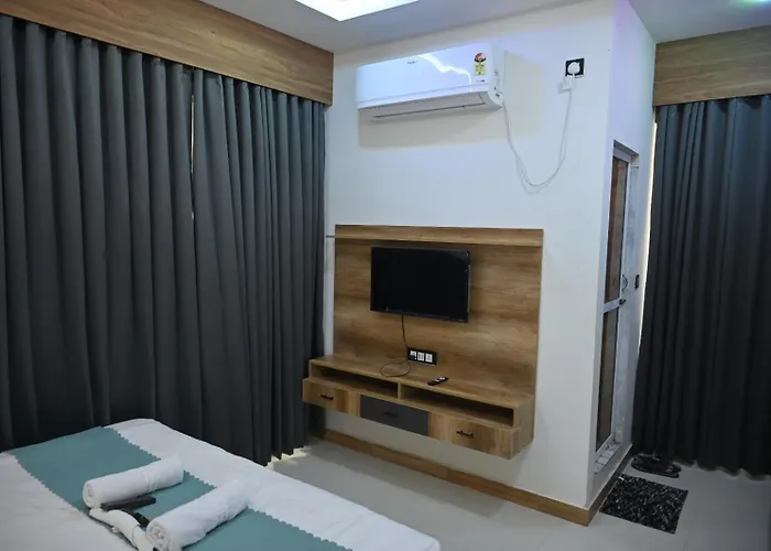 Hotel Heritage Prime Junagadh