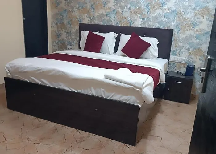 Hotel Zane Aura
