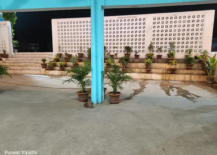 Madhurima Food Park And Stay