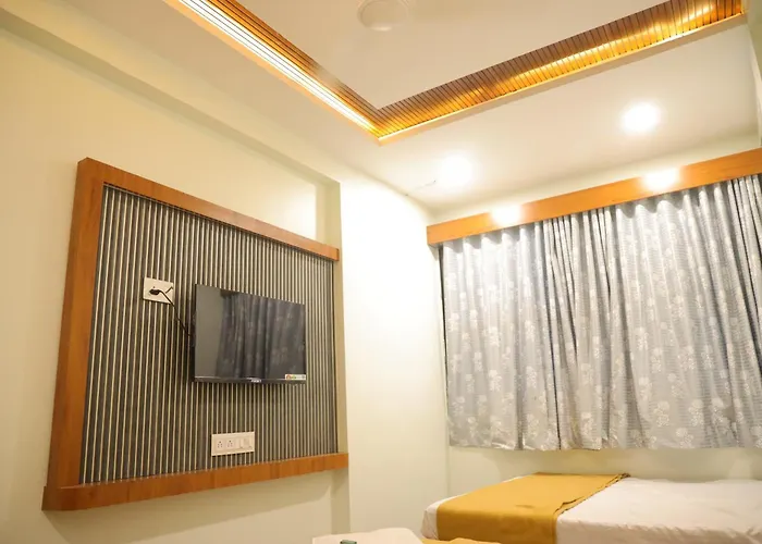 Hotel Sumeet Palace