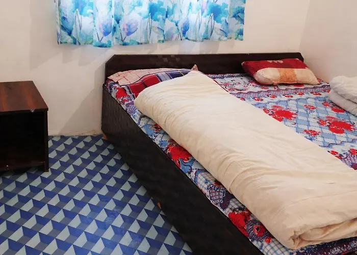 Aakarsh Hotel