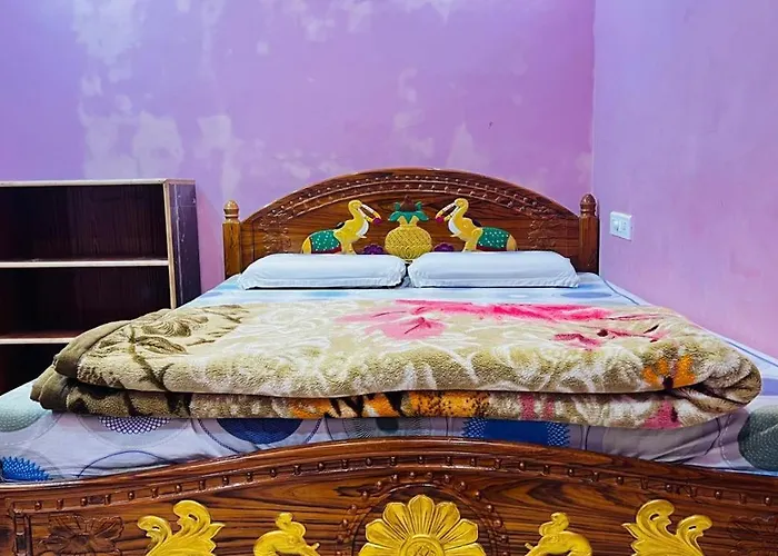 Sri Seshadri Rest House