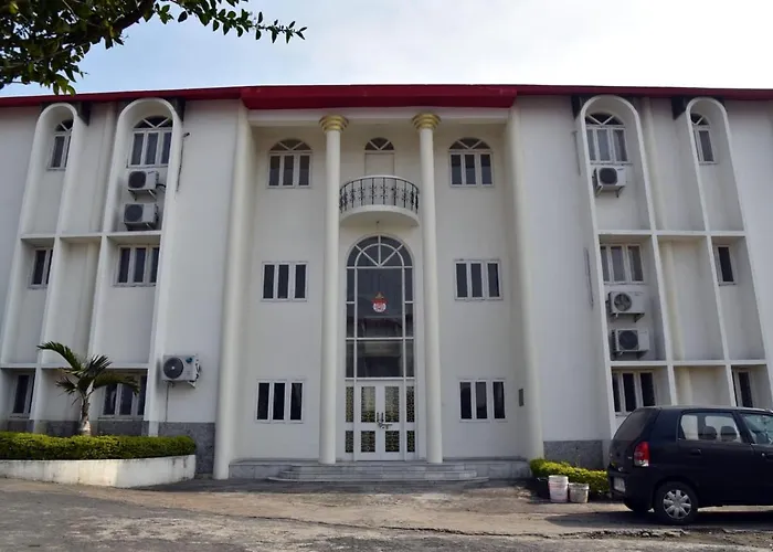 Hotel Royal Maithan International