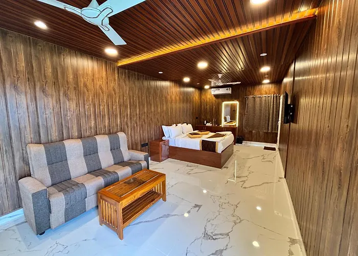 Thamira Residency