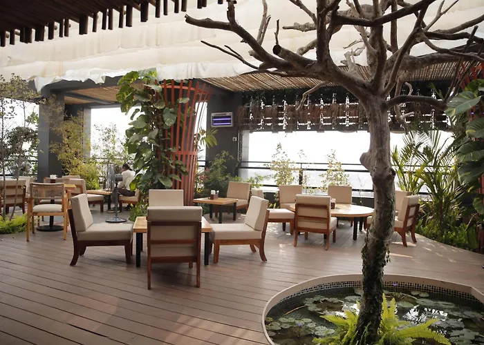 Hotel Subansiri
