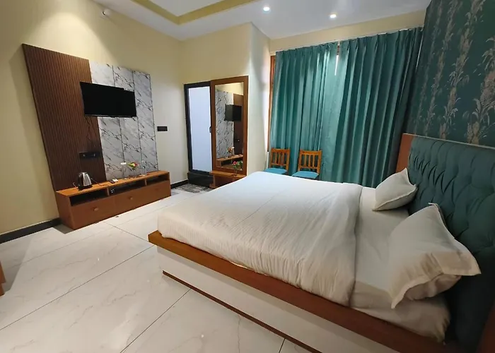 Hotel Golchi Palace