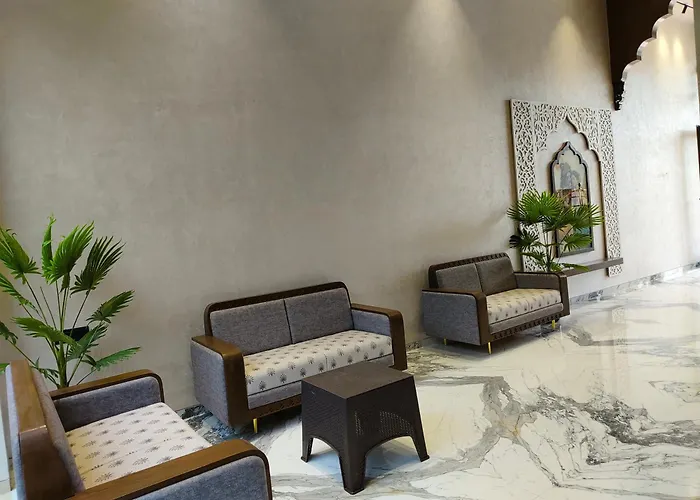 Hotel Raas Vrindavan