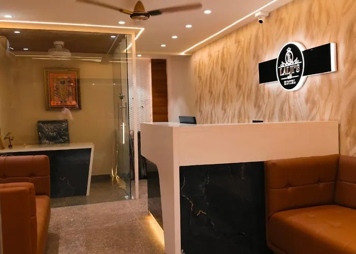 Lalji'S Hotel & Restaurant